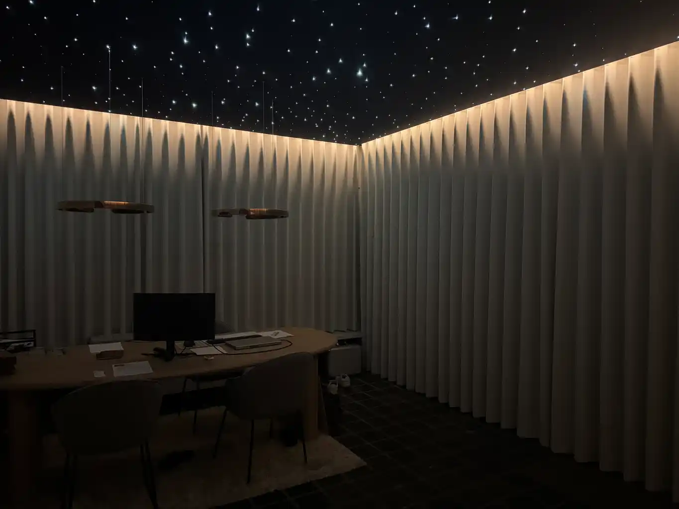 Sterrenhemel spanplafond — realisatie KP-Label